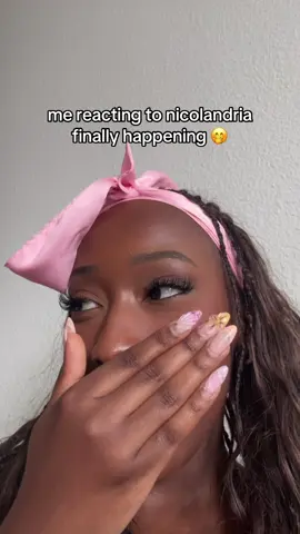 kicking my feet the whole time #LoveIsland #loveislandusa #loveislandseason7 #nicolandria 