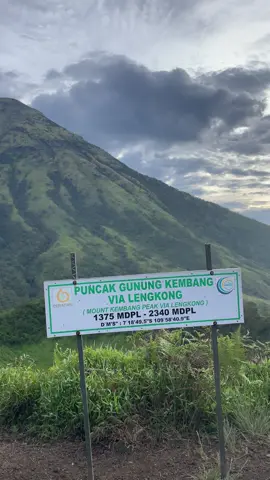 sindoro sumbing dari kembang✨ #kembangvialengkong #pendakigunung 