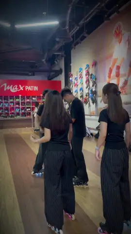 f4?? ☺️#viral #maxpatinclub #maxpatinthainguyen #CapCut 