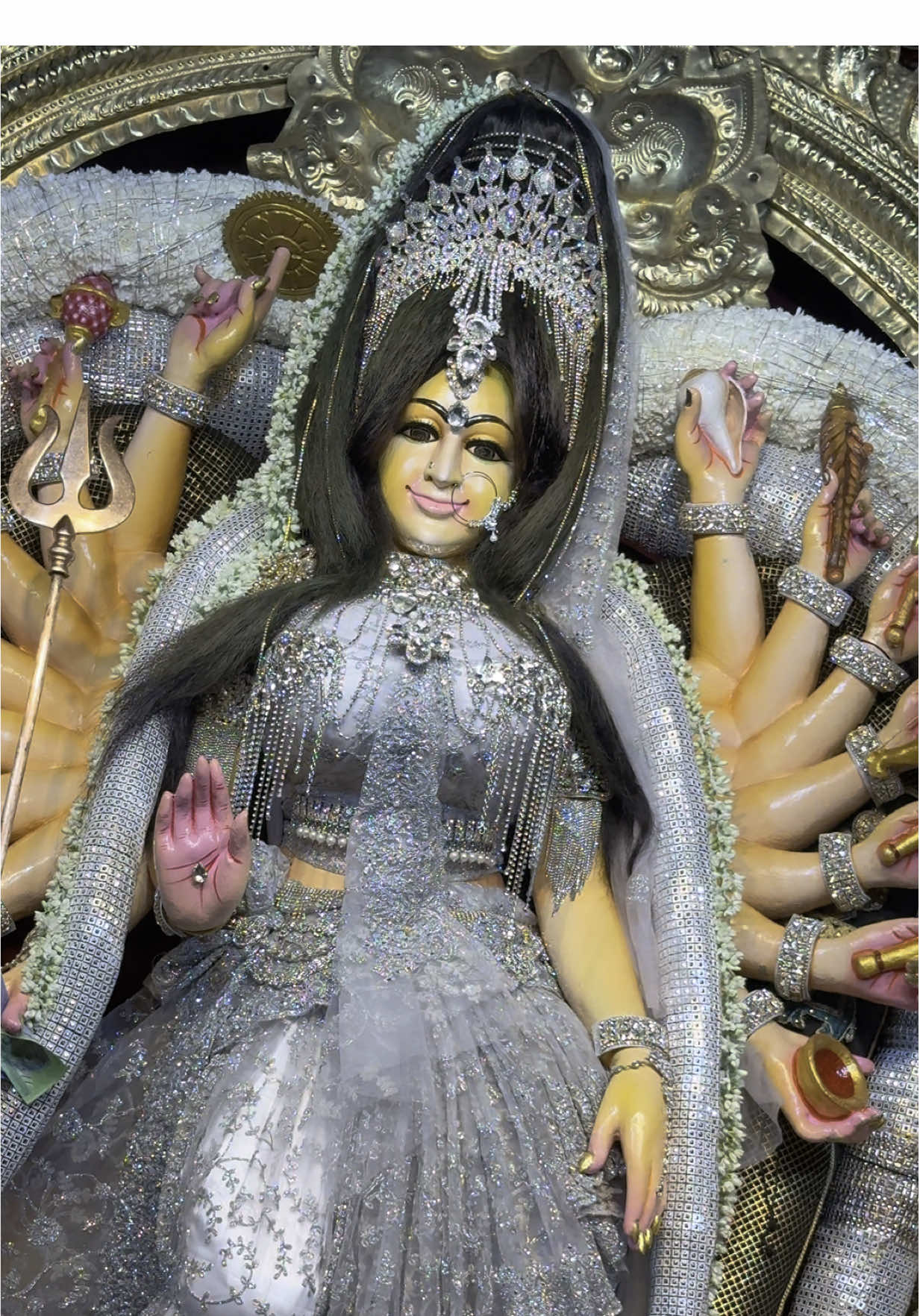 Princess of Melmalaiyanur 🔥❤️‍🔥🙏 Aani Amaavaasai Tharisanam 🔥 ஆனி அமாவாசை தரிசனம்✨❤️ 📍 Sri Melmalaiyanur Anggala Parameswari Amman Temple, Jeram Ijok, Kuala Selangor ##melmalayanur##anggalamma##melmalayanurangalamma##aaniamavasai##maasithiruvila##alangaram##capturethemoment##amavasai##omsakthi##omsakthianggalaamma##1millionaudition##1millionviews##CapCut