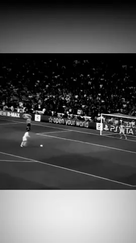 عراب البايرن 👆🏾🤚#foryoupage #fyp #viral #viralvideo #foryou #cristianoronaldo #ronaldo 