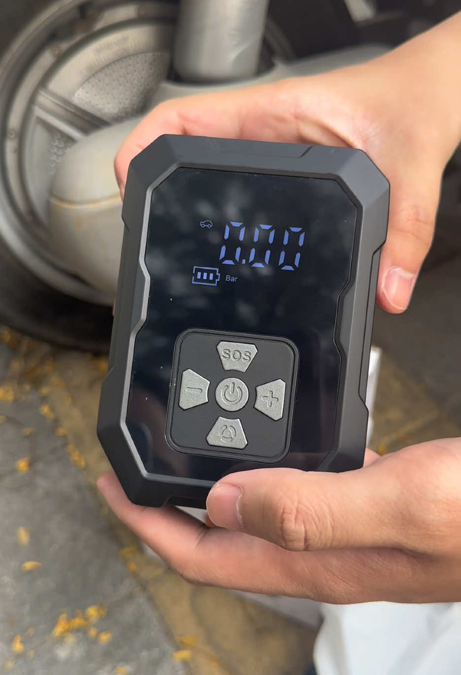 MeeGoo Wireless Car Air Pump -Fast 50L/min Auto Tire Inflator Emergency Kit for Drivers.👍👍👍#car #tiktokphilippines #carairpump #wireless #auto 