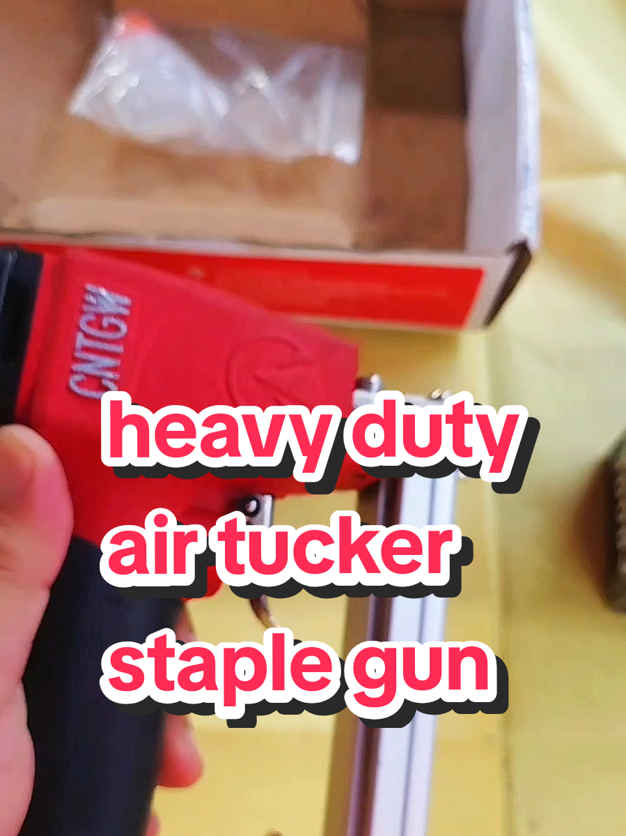 air tucker staple gun air powered na staple gun ay mainam para sa ibat ibang proyekto mula sa pag gawa ng upuan hanggang sa pag aayus ng kagamitan #airtuckerstaplegun #heavydutystaplegun #airtucker #DIY #uphostery #uphosterystapleairgun 