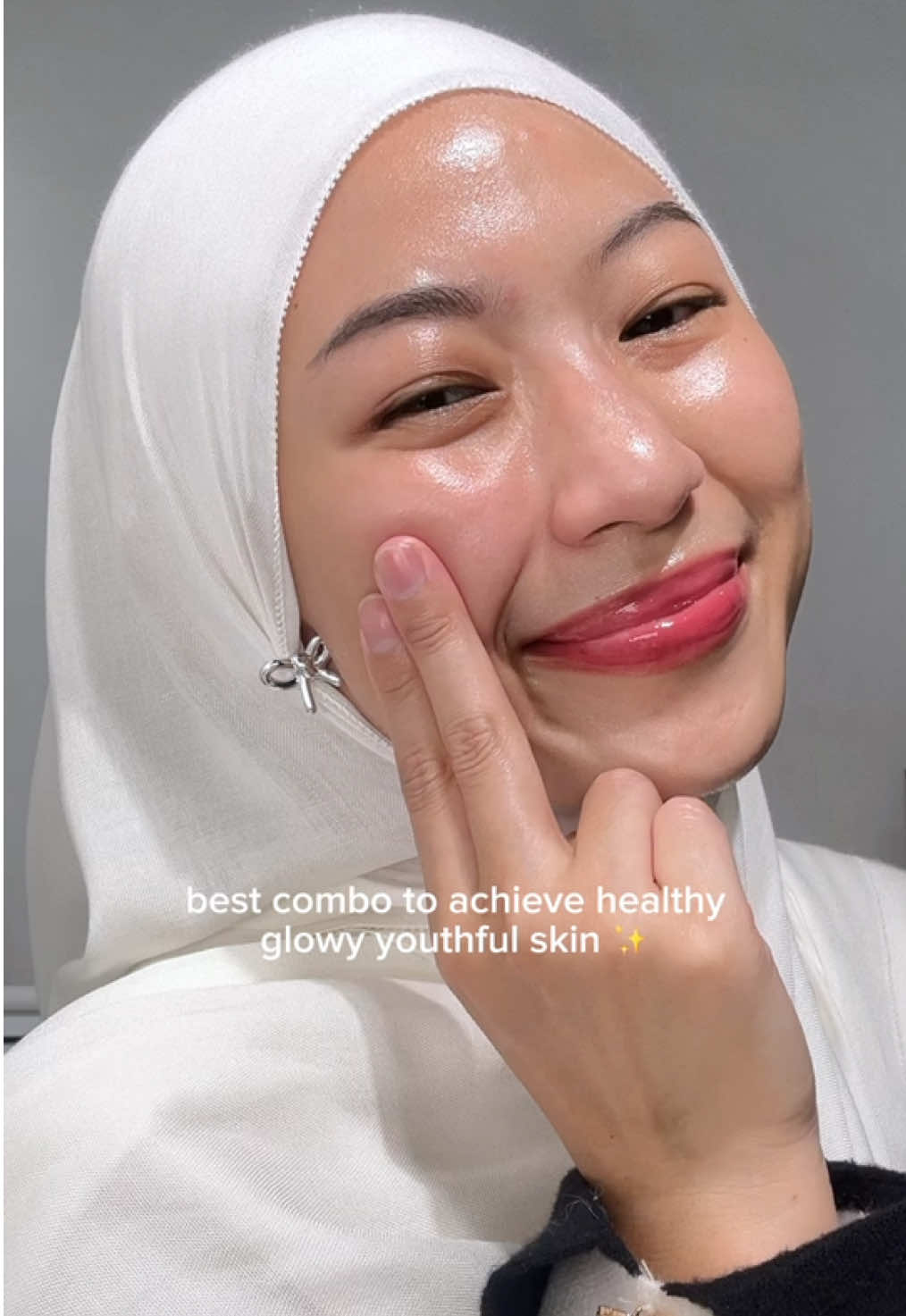 definitely must try if you want to achieve healthy glowy youthful skin ✨ @SK-II  #SKII #HealthyRadiance #SKIIID #SKIIAURA #SKIIGENOPTICSINFINITAURAESSENCE #SKIIFACIALTREATMENTESSENCE #SKIIPARTNER 