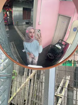 nyobain pake baby blue #xyzbca #holiday 