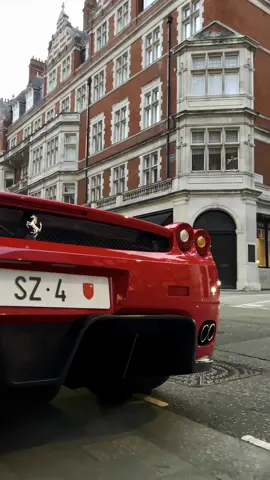 mogs #enzo #ferrari #carenthusiast #carsoflondon #ulix #hypercar 