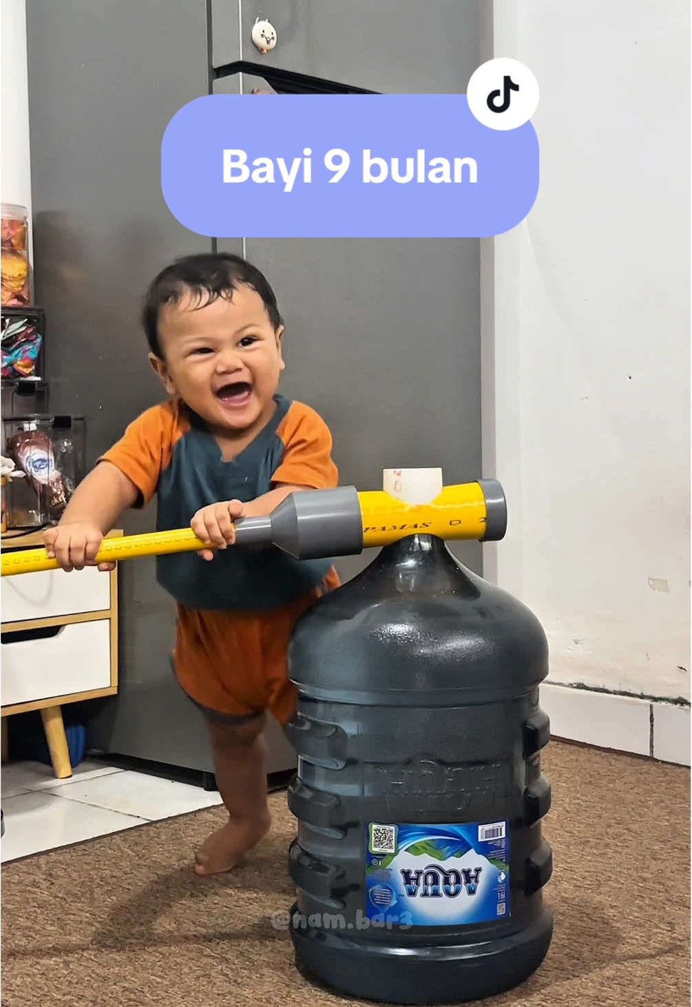 udah bisa becanda yaa bayik satu ini😍 #fyp #foryoupage #pipabelajarjalan #babywalkerpipagalon #babywalkerpipa #alatbantujalanbayi #pipawalker #bayibelajarjalan #bayi9bulan 