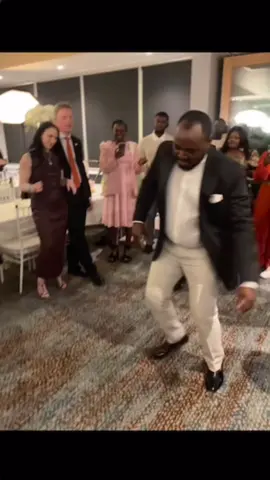 walk in the room like im vincent kenedy  #fyp #funny #uk 