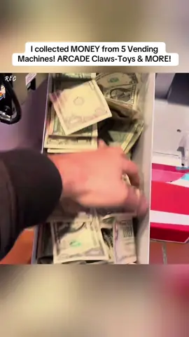 I collected MONEY from 5 Vending Machines! ARCADE Claws-Toys & MORE! #tiktok #shop #vending #cash #trifting #coin #money #fpy #trending #viral #trend #viralvideo #trendingvideos 