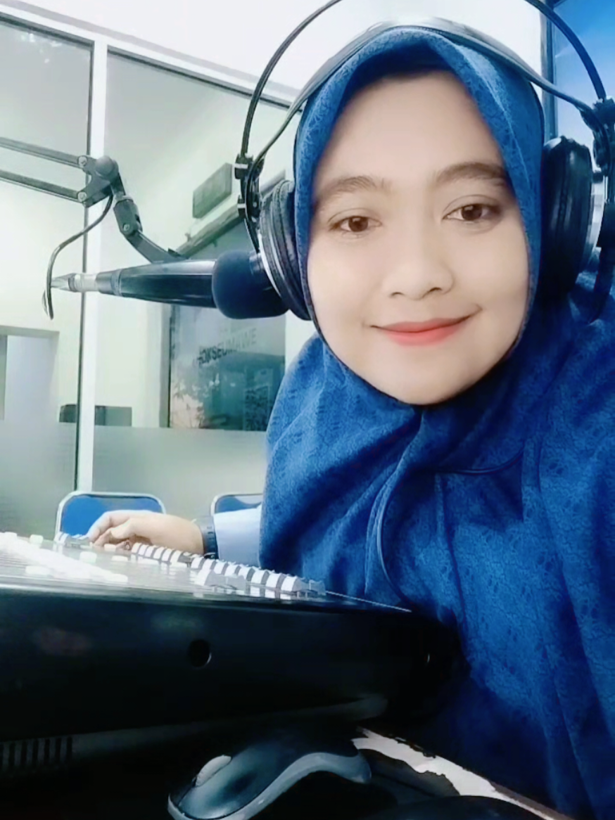 #penyiarradio #announcer #trend #bollywood #rahul #anjeli #rahulanjeli #fyp #fypシ #kuchkuchhotahai 