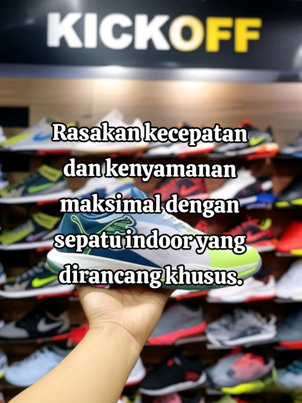 PUMA Sepatu Indoor Vantage NITRO™ hadir untuk meningkatkan permainan Anda. Teknologi NITRO™ memberikan bantalan responsif, sementara desain putih-biru horizon-fizzy apple yang modern akan membuat Anda menonjol di lapangan. Sepatu ini dirancang untuk kelincahan dan traksi optimal di permukaan indoor. #pumavンテージnitro #sepatuindoor #nitrotech #futsal #badmintonindonesia #bestseller #4u #fyp 