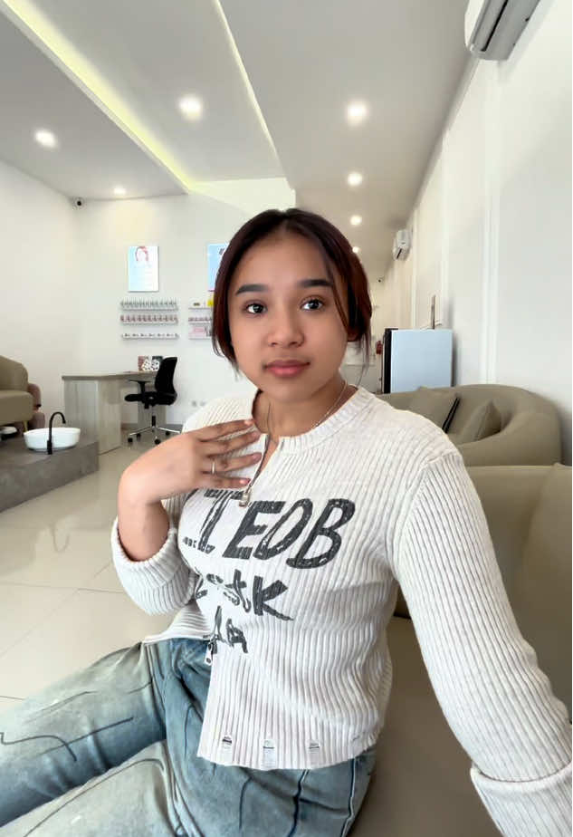 Ternyata niken salindry treatment juga ya? SOLUSHE CLINIC Book your reservation now ✨ Wiyung : +62 822 20007756 Atau Cabang Lain di Ngagel : +62 822 20007759 Malang : +62 822 21317700 Jakarta : +62 81365026502 #NikenSalindry #NikenSalindryTerbaru #PerawatanNikenSalindry #SkincareNiken #nikensalindri