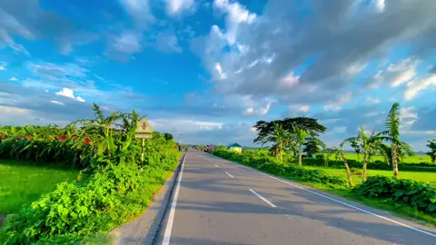দুরত্ব কেবল শব্দ মাত্র, তুমি থাকো হৃৎপিণ্ডের সবচেয়ে কাছে!🫀🤍#foryou #trending #videoviral #explore #naturevibes #fypシ゚ #প্রকৃতির_সৌন্দর্য #বিকেলের_মুহূর্ত🌫️🌈 #পরন্ত_বিকেল_বেলা🌅 