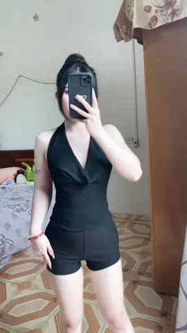 Áo mặc đc 2 kiểu nhé  #thoitrangnu #xuhuongtiktok 