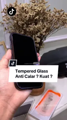 Berkualiti! Phone mahal2 tapi tempered glass setiap bulan pecah ? Tak tahan lasak ? Video tak clear ? Main game tak smooth ? Ada border hitam yg menggangu pandangan ? Pakai tempered glass ni haa yang berkualiti by torras ni. Padu bak hang 🔥 #temperedglass #fullhd #anticalar #hdview #screenprotector #iphone #case 