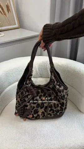 Cakeppp🤩🤎 #taswanita #totebagwanita #totebagmini #taskorea #koreanstyle #rekomendasitaswanita 