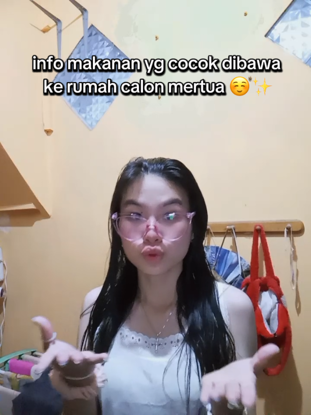 😗