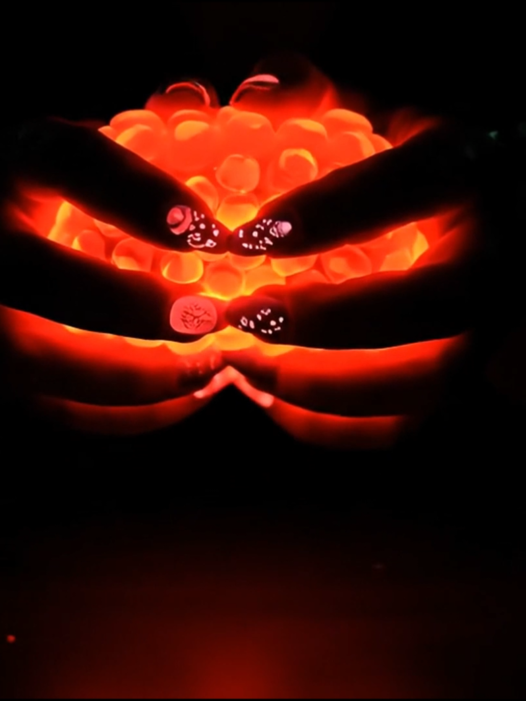 Satisfying bioluminescence ASMR #notalkingasmr #asmr #oddlysatisfying #relax #usa #satisfying 