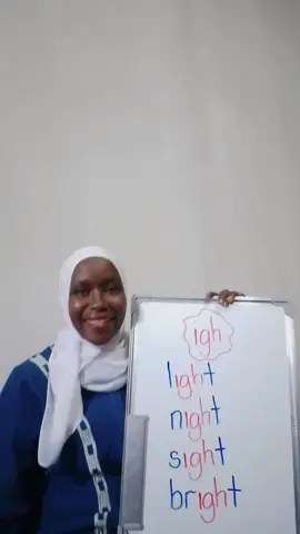 #reading #phonics #africa #uganda #comedia #school #teachersoftiktok #fyp #vira #foryoupage 