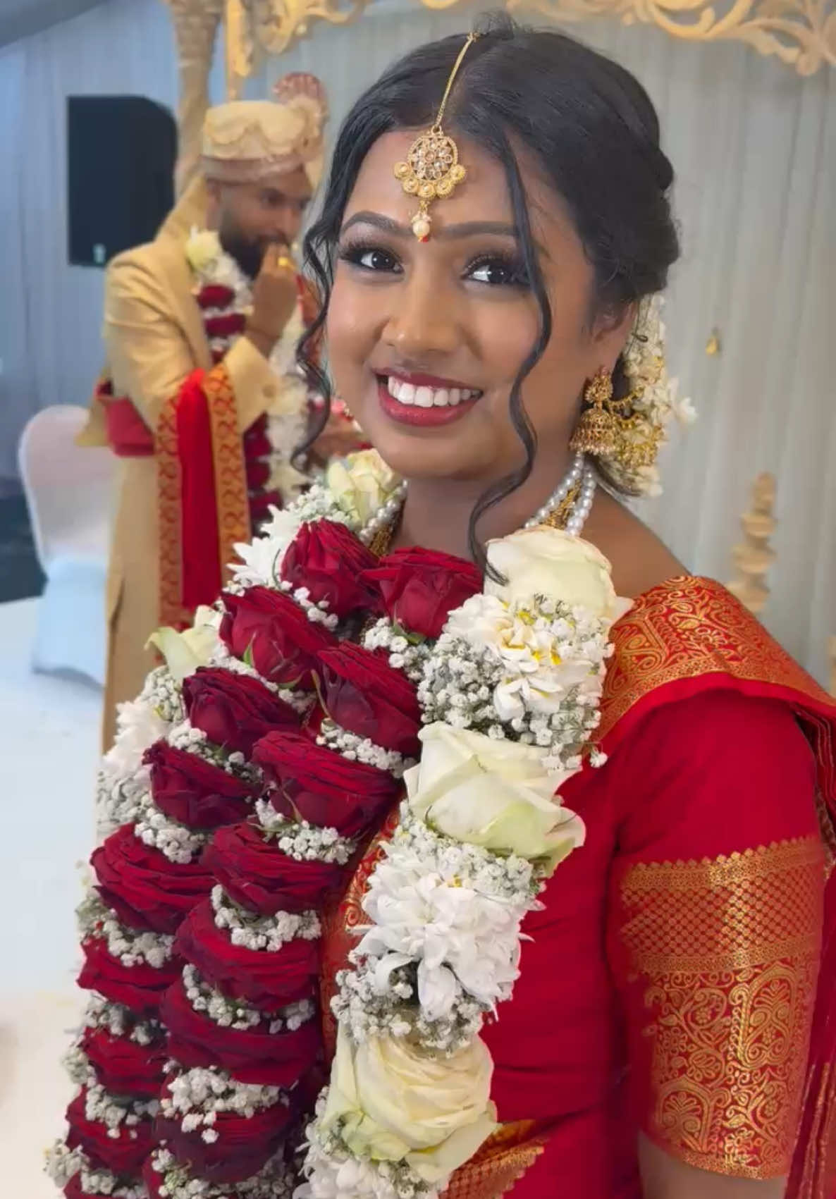 Thank you @latchitailors for my beautiful koorai blouse!!! Giving the extra special touch 🥹❤️ @Rakshana making sure I look like a princess 🥹🧿  #hinduwedding #tamil #tamilwedding #kalyanam #weddingseason #wedding #fyp #foryou #Love #hingecouple 