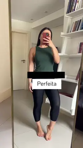❤️ Calça Capri Segunda Pele ✔️ Modelagem que valoriza suas curvas ✔️ Conforto extremo com toque suave ✔️ Perfeita pra o dia a dia ou treino ✔️ Não marca e não enrola