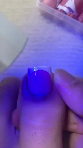 Chef kiss 🤌🏽 Salon quality press on at home 🥰💕 Free shipping included!!#pressonnails #toepressonnails #pressontoenails #toetips #frenchtoes #frenchtipnails #qiek #qieknails