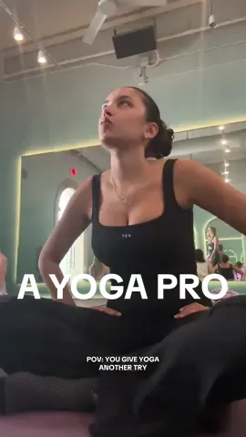 I need more practice 😐 #yoga #beginneryoga #momtok #firsttimemom #postpartumworkout #postpartumjourney #Lifestyle #dayinthelife #miamiyoga #fyp 
