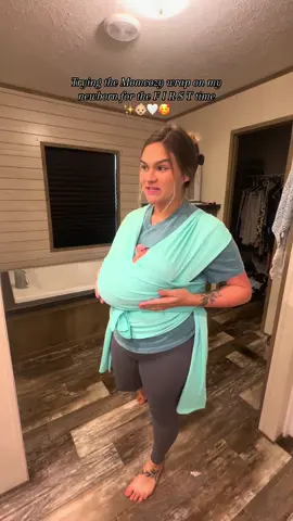 This is so comfortable for BOTH of us! She was snug as a button & this didn’t hurt my back one bit! 🤍So convenient for chasing my toddler around & getting the house put back together🙌🏻🥰 #babywearing #momcozy #wrap #carrier #newborn #postpartum #baby #mama #fyp #fypシ #sahm  #CapCut 