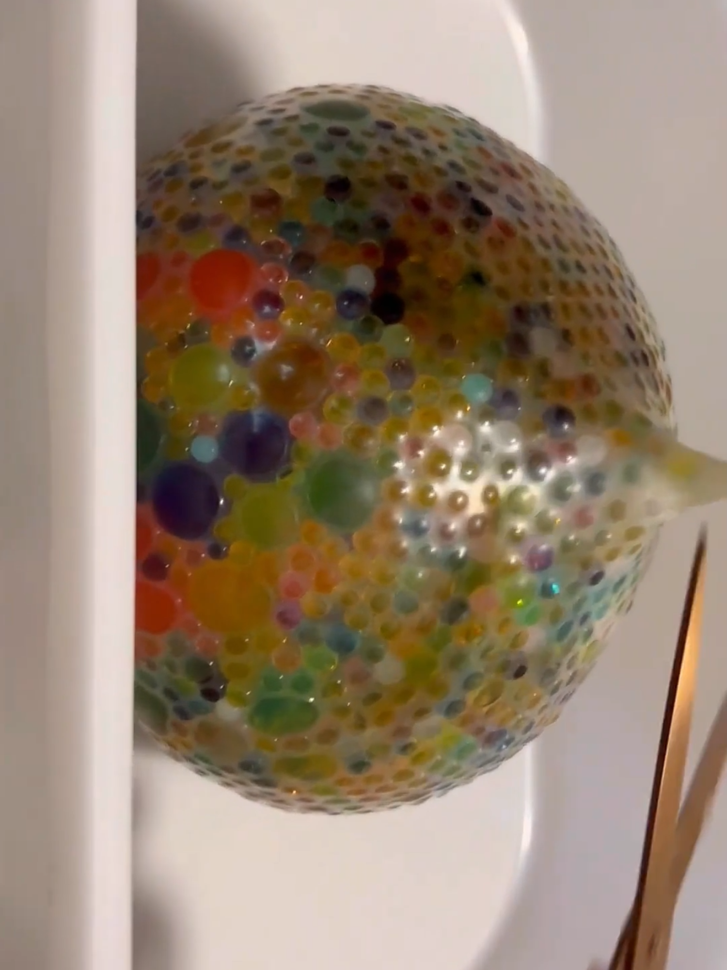 #cutting #balloon #ball #asmr #asmrsounds #satisfying