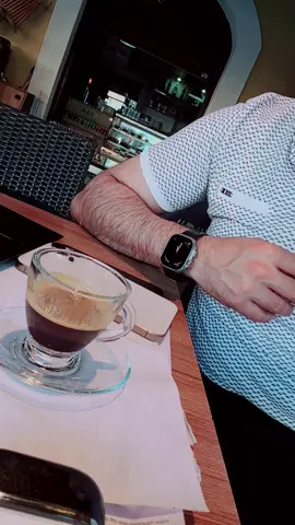 ‏يصل الإنسان إلى النضج فلا تعود معظم الأشياء التي كانت تعنيه، تعنيه. #ياللأسى #💔 #مساء_الخير #رصيف_المتعبين 