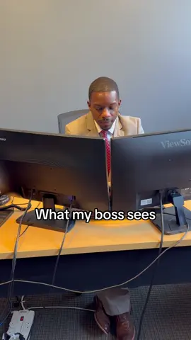 Don’t lie you’re doing it right now too! Get off TikTok and get back to work and stop procrastinating lol ##workinghardorhardlyworking##itsfriday