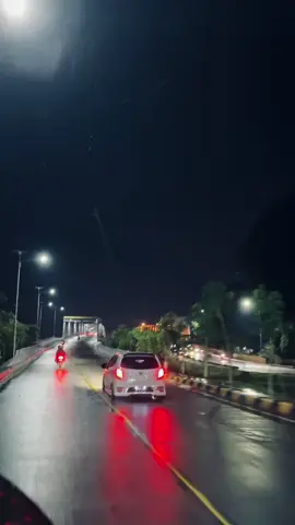 POV : hujan tengah malam di jalan #pontianak #hujan #vibe #fyp #4u #sadsong 