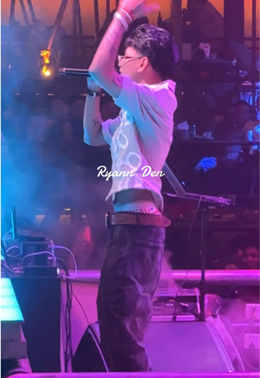 សង្ហារណាស់ idol @TEPPISETH 😍❤️