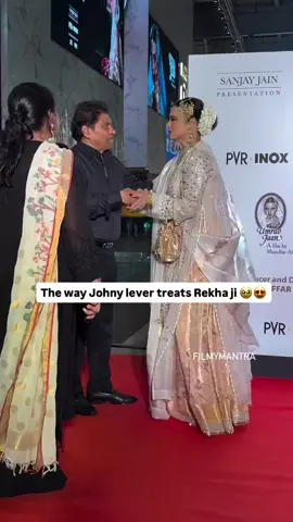 Too cute to handle Johnny Lever and Rekha Ji  #fyp #foryou #explorepage #trending #viral #mustwatch #bollywood #celebrity #support #loge #explorer #trending 