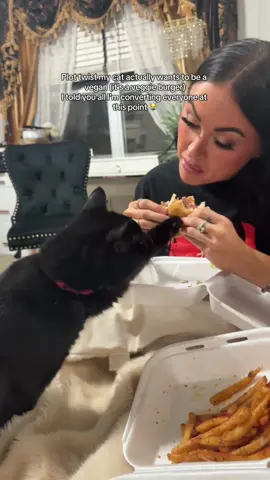 BUT WHY IS THE LITTLE PAW SO CUTE🥹🥹🥹 #fyp #viral #blackcat #catmom #crazycatlady #vegan 
