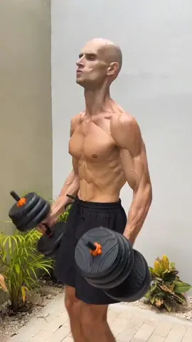 strong man  #viral_video #unitedstates #vyp #foryoupage❤️❤️ #for #news #top5 #sport 