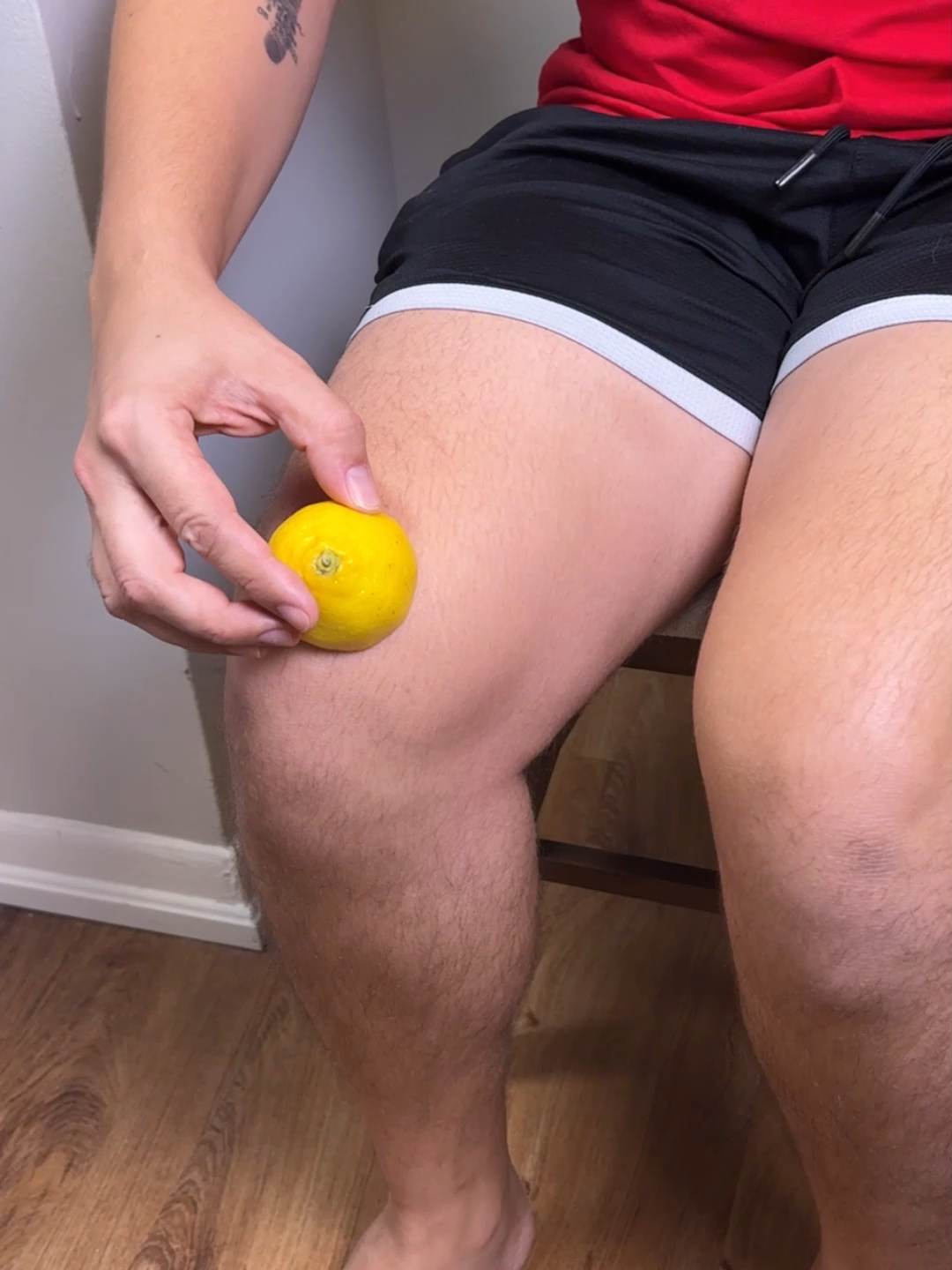 Why this Chinese Doctor says to rub lemon on your knees daily! 🍋😱 #pain #homeremedies #LifeHack