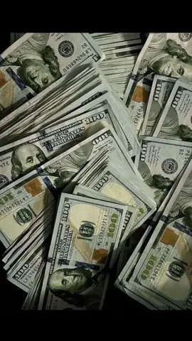 💵💰 #fyp #fypシ #viralvideos #aesthetic #viral #foryourpage #pinterestaesthetic #viralll #viraltiktok #money #racks #bills #luxury #moneytok 