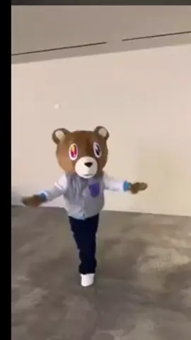 grd ber #kanye #kanyewest #ye #graduation #graduationbear #dropoutbear #peezyyorn #ald #usedtoshopataldi #usedtoshopataldis #usedtoshopataldikanye #yeezus #yeezy #praduaiongorn #lyrics #flashinglights #fyp #dontletthisflop 