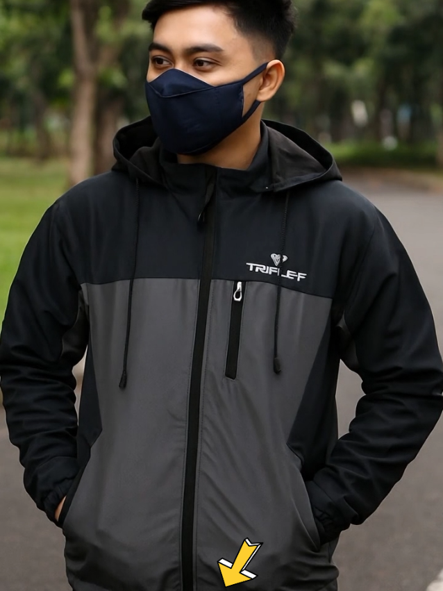 Triple F Jaket Outdoor Triple Jaket Parasut Tahan Segala Cuaca#jaketparasut #jaketoutdoor #ootdpria 