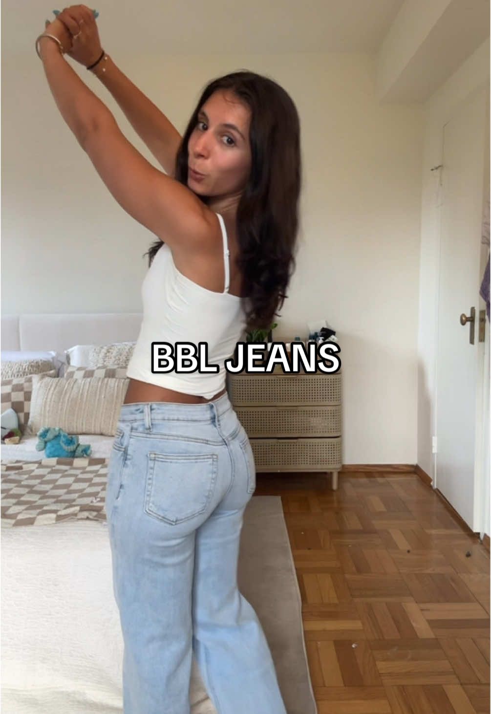 Okay SO cute and such good quality  #jeans #jeansoutfit #stretch #comfyjeans 