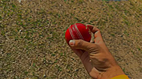 Cricket fans hazir ho 🫀🏏👀.  #cricket #cricketlover #viralvideo #unfreezemyacount #dountandervewmyvideo #500kviews @شاہ 👀👅 @