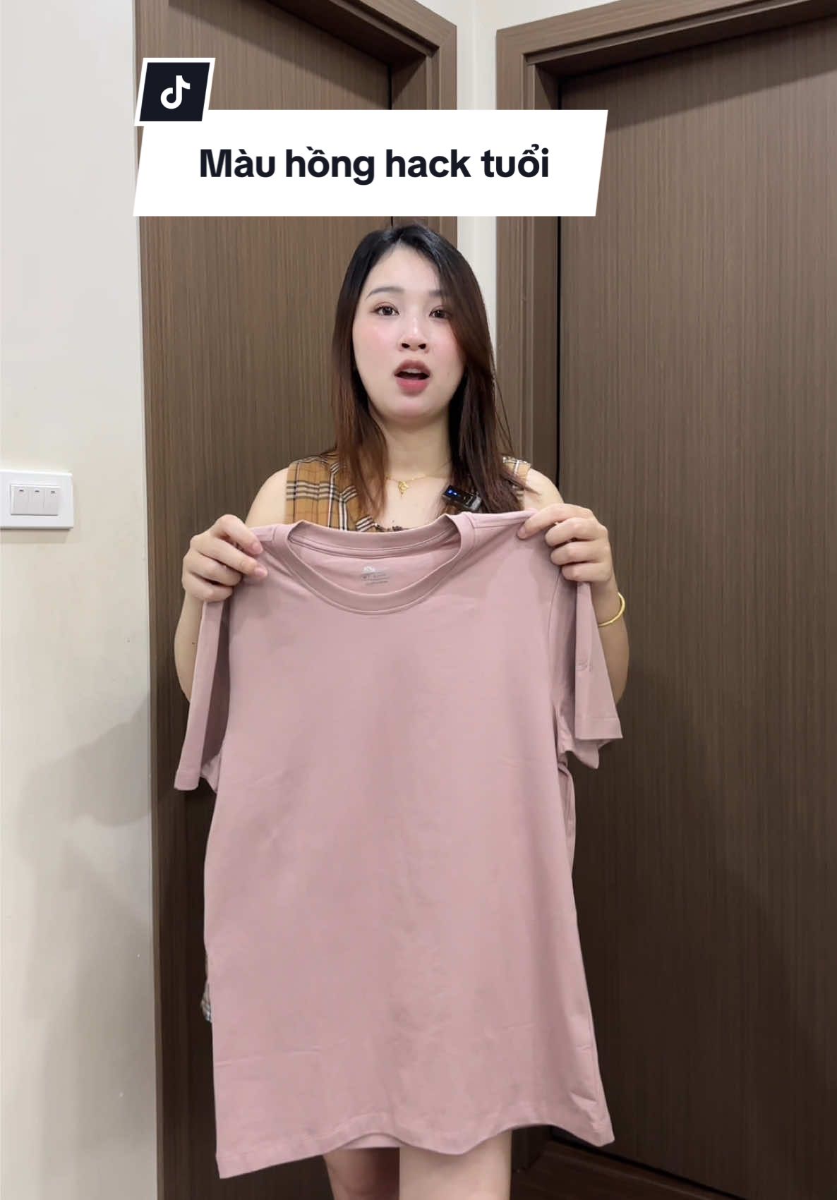 Các anh thử màu hồng này đi siêu hack tuổi #quynhnammm #aothun #aothunnam #5sfashion 