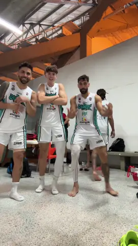 VAMOS PA SEMIFINALSSSS🏆🙏 • • • #michaelmartinez #fyp #viral #basketball #baloncesto #NBA #fiba #ncaa #pro #professional #profesional #colombia #trend 