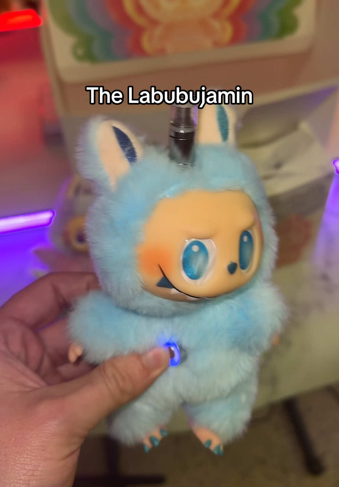 Custom Labubu batt 😤