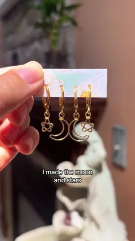Handmade earrings kissed by the stars and the moonlight✨ 🌙 But Saturn? Saturn is pure magic 🪐💫 The universe called... and said you need these 💖 #CelestialJewelry #SaturnEarrings #StarryAesthetic #MoonlightMagic #DreamyVibes #HandmadeWithLove #CosmicStyle #JewelryTok #FYP #ForYouPage #StargirlEnergy