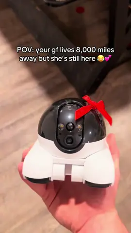 She’s so cute 7,000 miles away ☺️ #minirobot #longdistance 