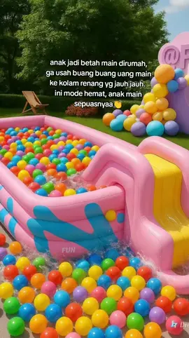 ini udah bikin hemat, karna udah punya kolam renang sendiri dirumah, bonus bebas berjam jam dan bebas main apa aja😎👏 #kolamrenang #kolamrenangtiup #bolawarnawarni #bolarenang #bolawarnawarnimurah #kolamrenangrumah 