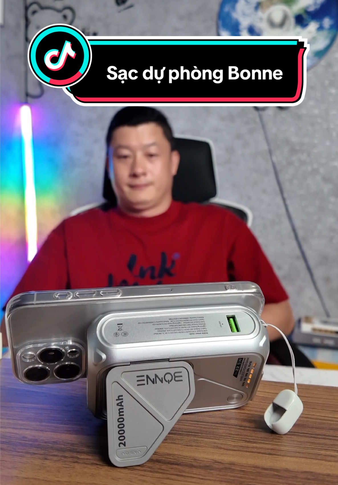 Sạc dự phòng tích hợp sẵn dây sạc và chân cắm AC tiện lợi #Bonne #reviewcotam #sacduphong 