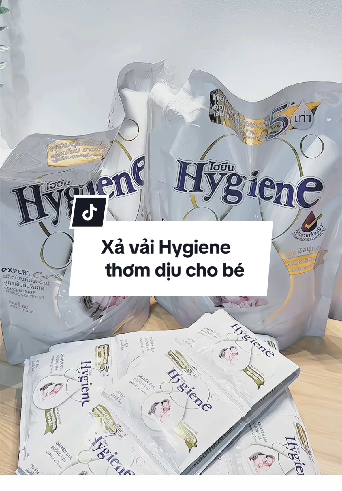 Mùi màu trắng là thơm nhất cho bé nha, mình xài từ khi bé còn sơ sinh luôn đó. #hygiene #nuocxavai #ilovetiktok #tiktok #xuhuong #mevabe #mebimsua #nhuycuameman 